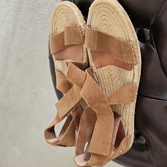 🌼HP🌼UGG Women's Mila Gladiator Espradille Chestnut Suede Sandals 8.5 - Picture 14 of 14